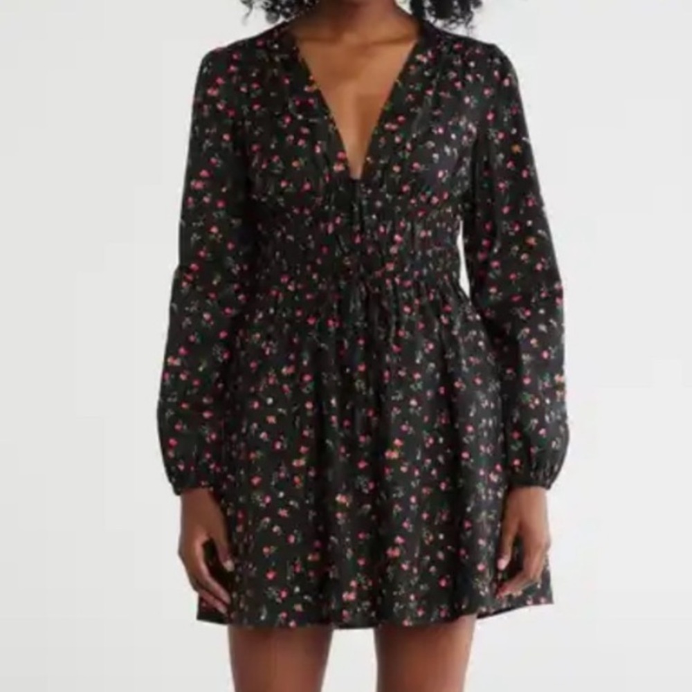 NWT wayf black floral smocked mini dress long sleeve